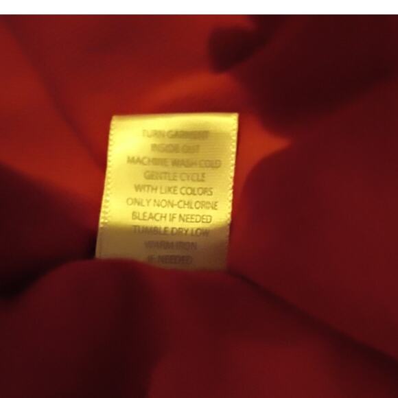 CJ Banks 2X Red Hooded Zip Vest Script Graphic Sleeveless Casual Layering Top - Picture 10 of 10